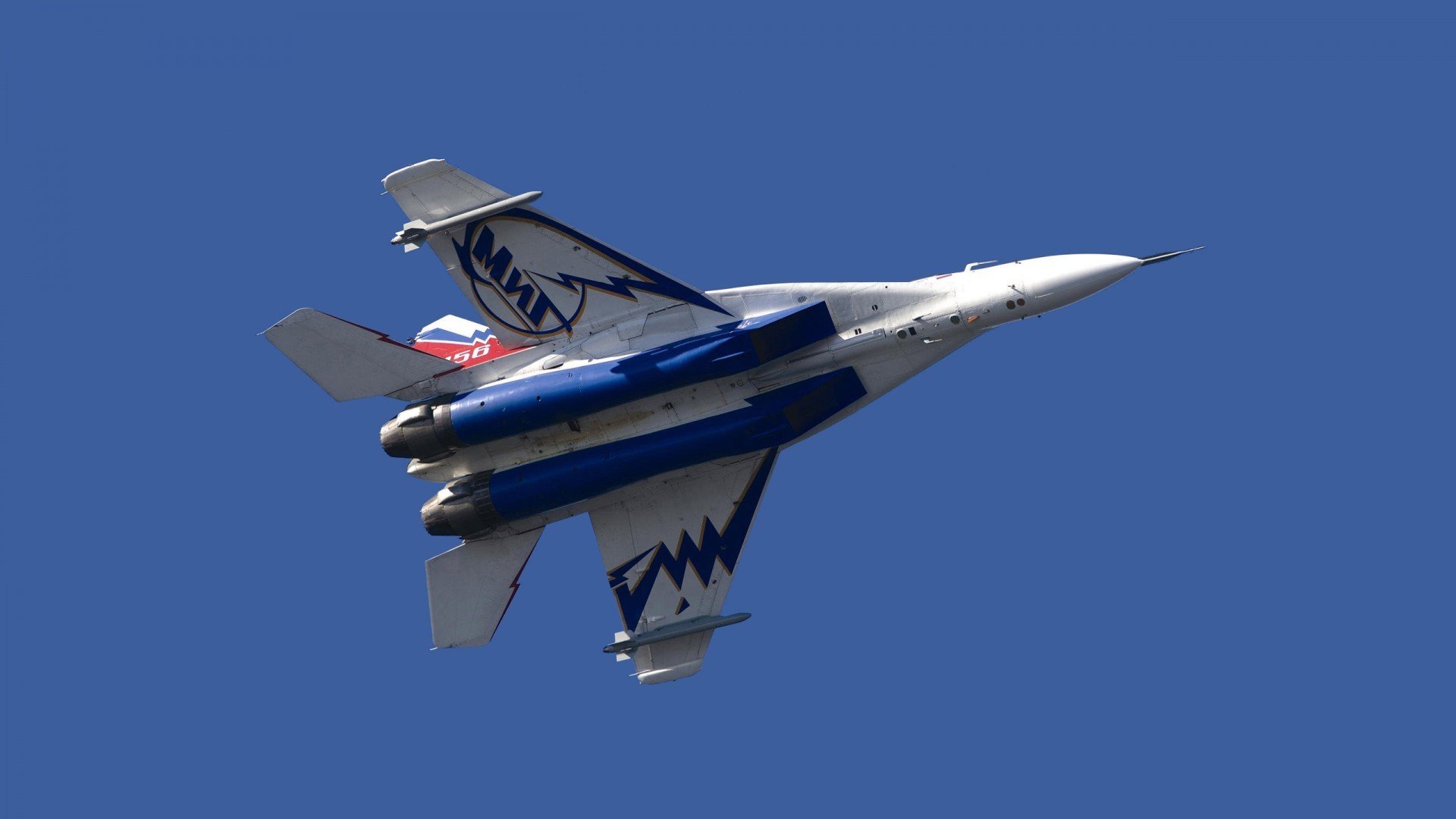 足坛新兴力量:非传统强队的崛起之路,新兴足球明星