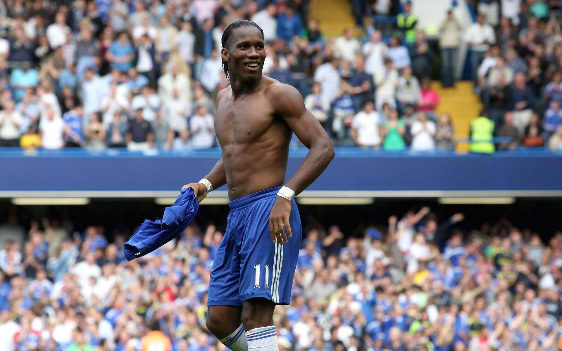 弗朗索瓦·斯图尔特:南非队的中场魔术师,关键传球成就得分机会